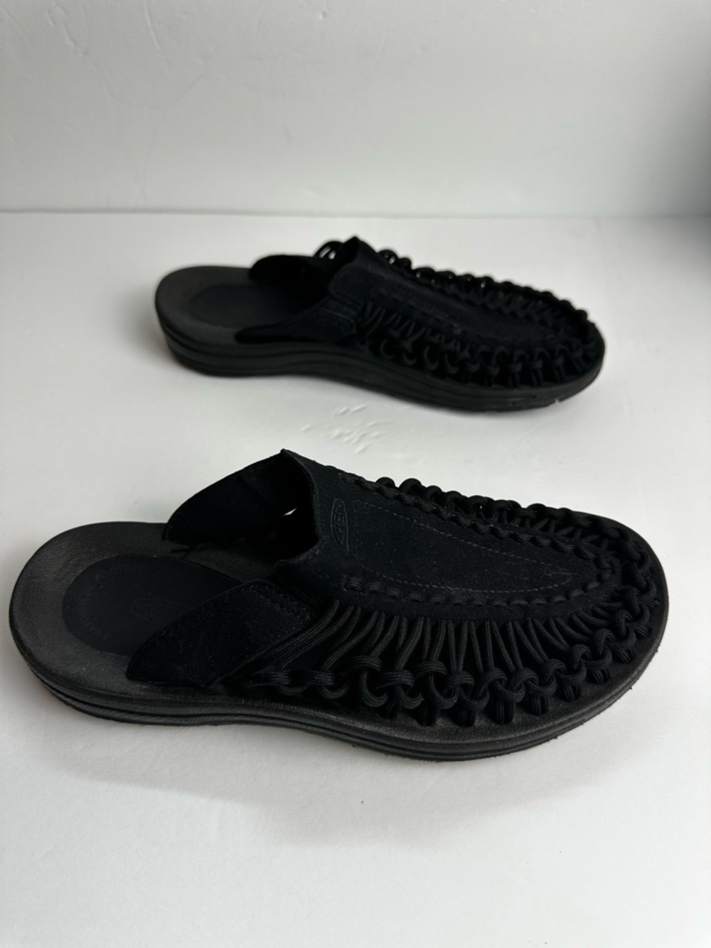 Keen Uneek Slides Women's Size 6.5 EU 37 Shoes Black Open Back Paracord Gorpcore - Picture 2 of 8